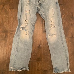Men’s Ambercrombie & Fitch jeans distressed